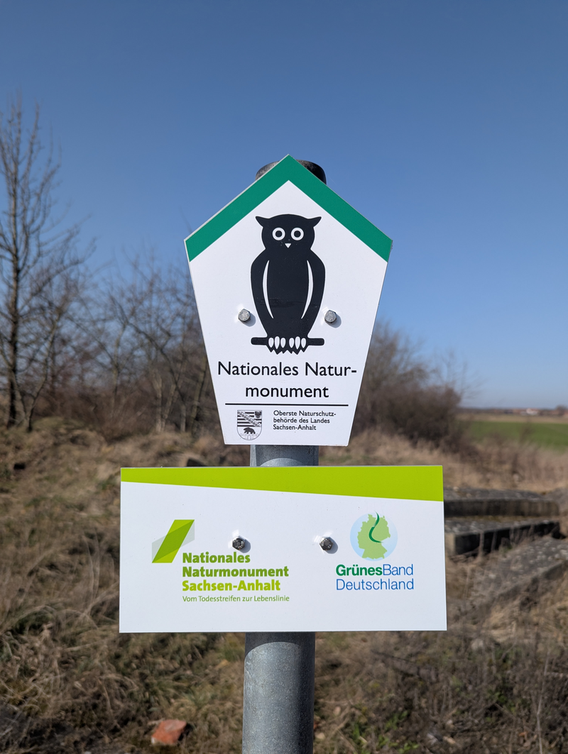 Nahaufnahme des Hinweisschildes